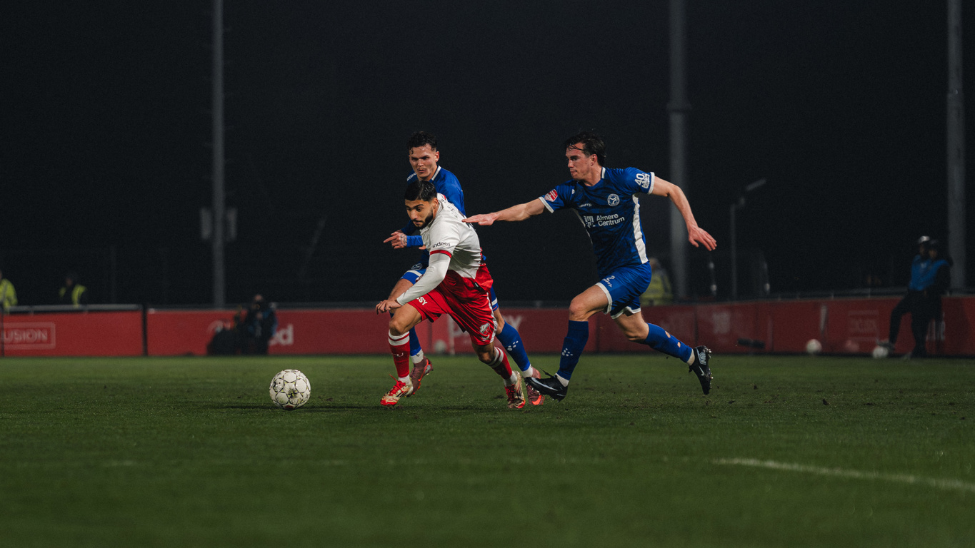 Jong FC Utrecht geeft voorsprong uit handen tegen Almere City FC