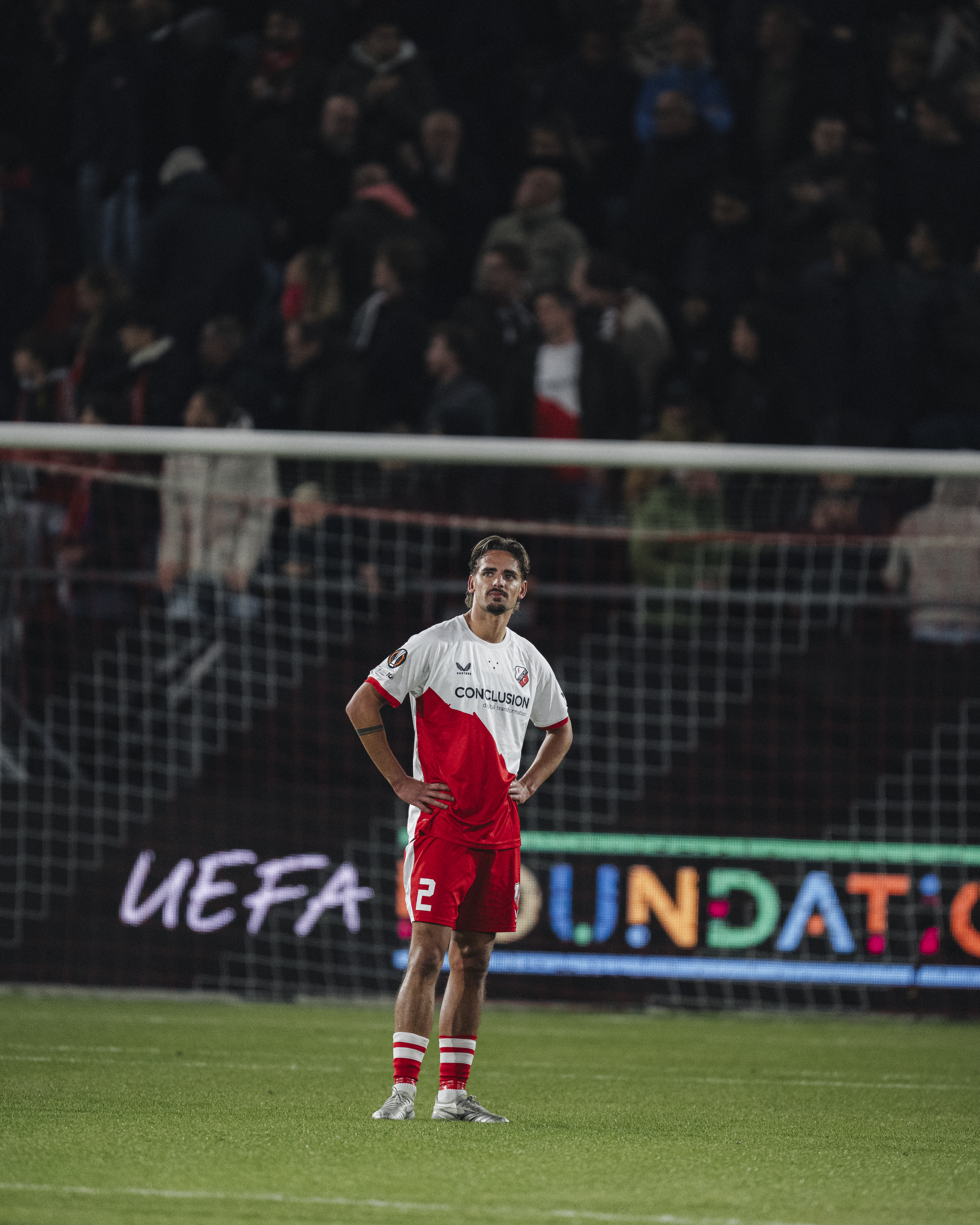 Strijdlustig FC Utrecht verliest nipt van Olympique Lyon