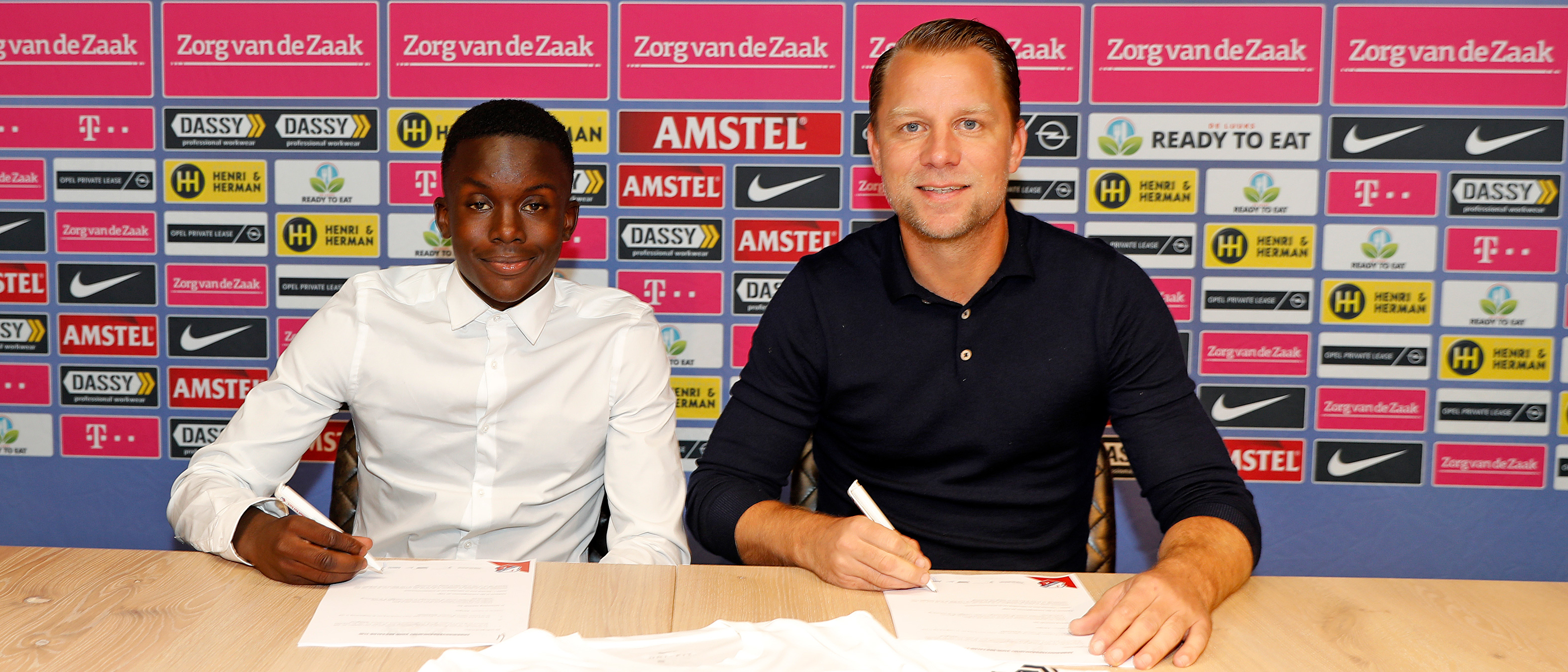 Aanvaller Aurelio Oehlers tekent eerste profcontract