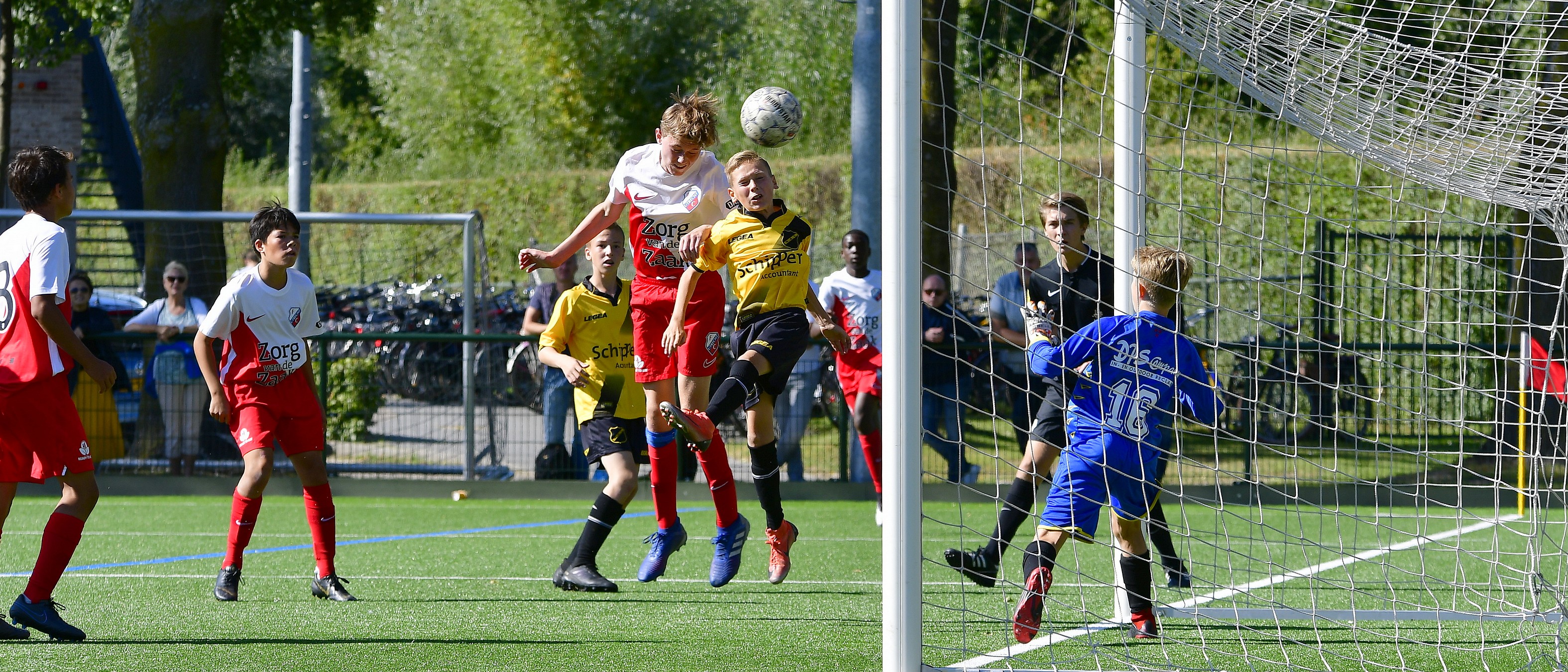 FC Utrecht O14 geeft NAC Breda O14 klop