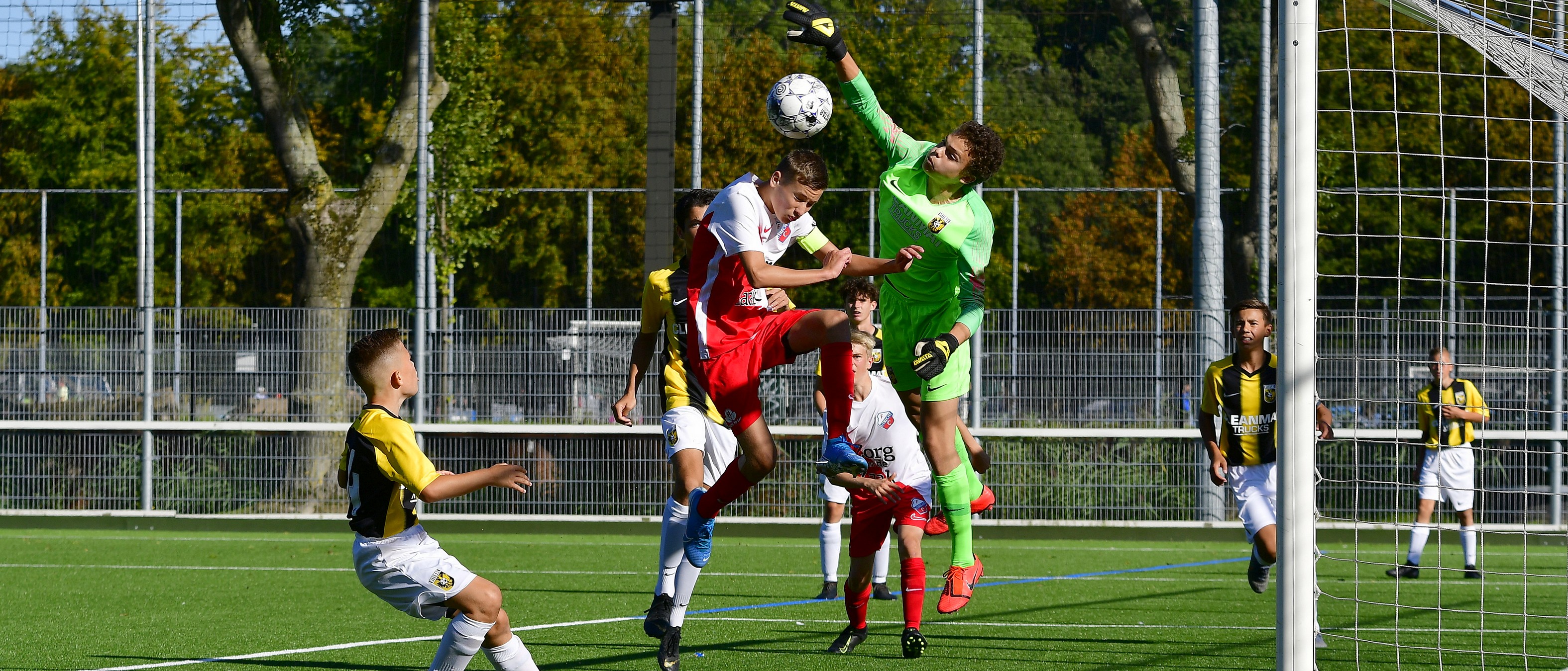 FC Utrecht O15 trekt aan het kortste eind