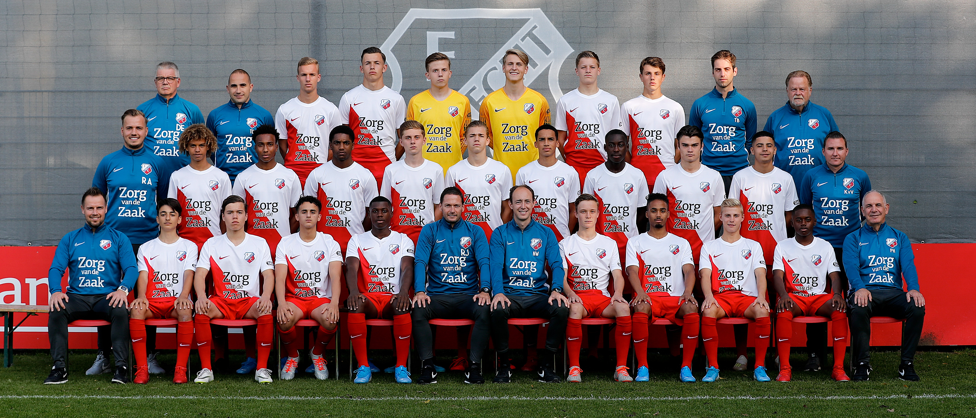 FC Utrecht O17 slaat keihard toe in absolute slotfase