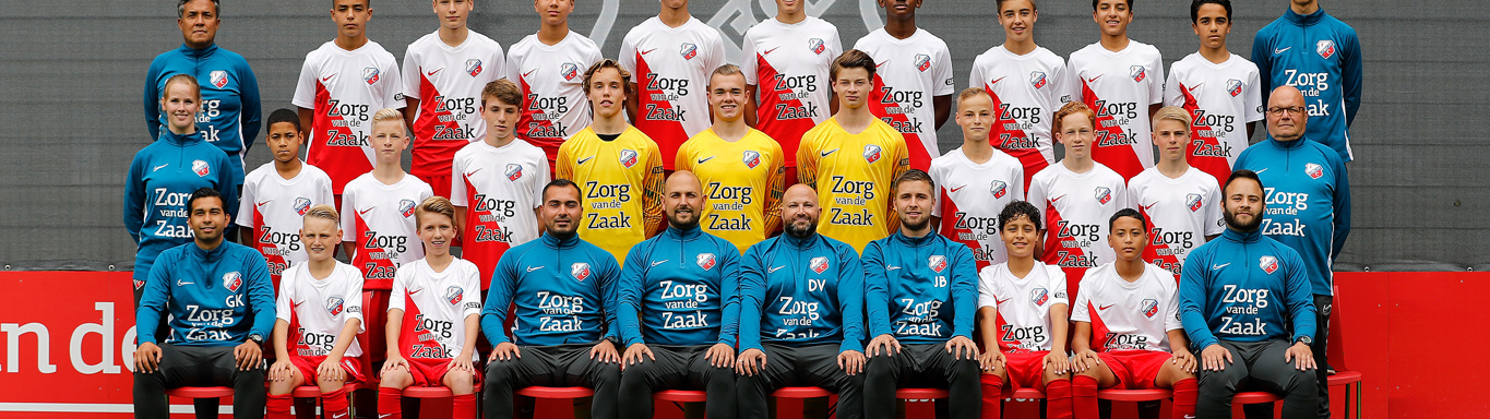 FC Utrecht O15 haalt flink uit