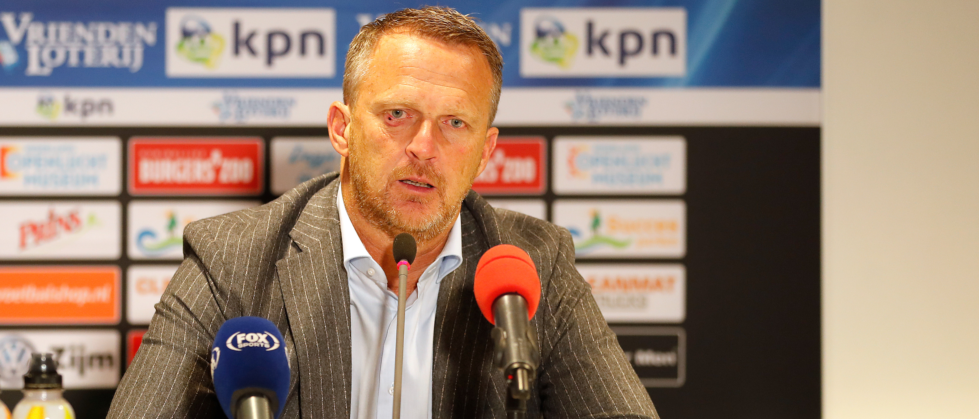 Van den Brom: 'Delen van de wedstrijd gedomineerd'