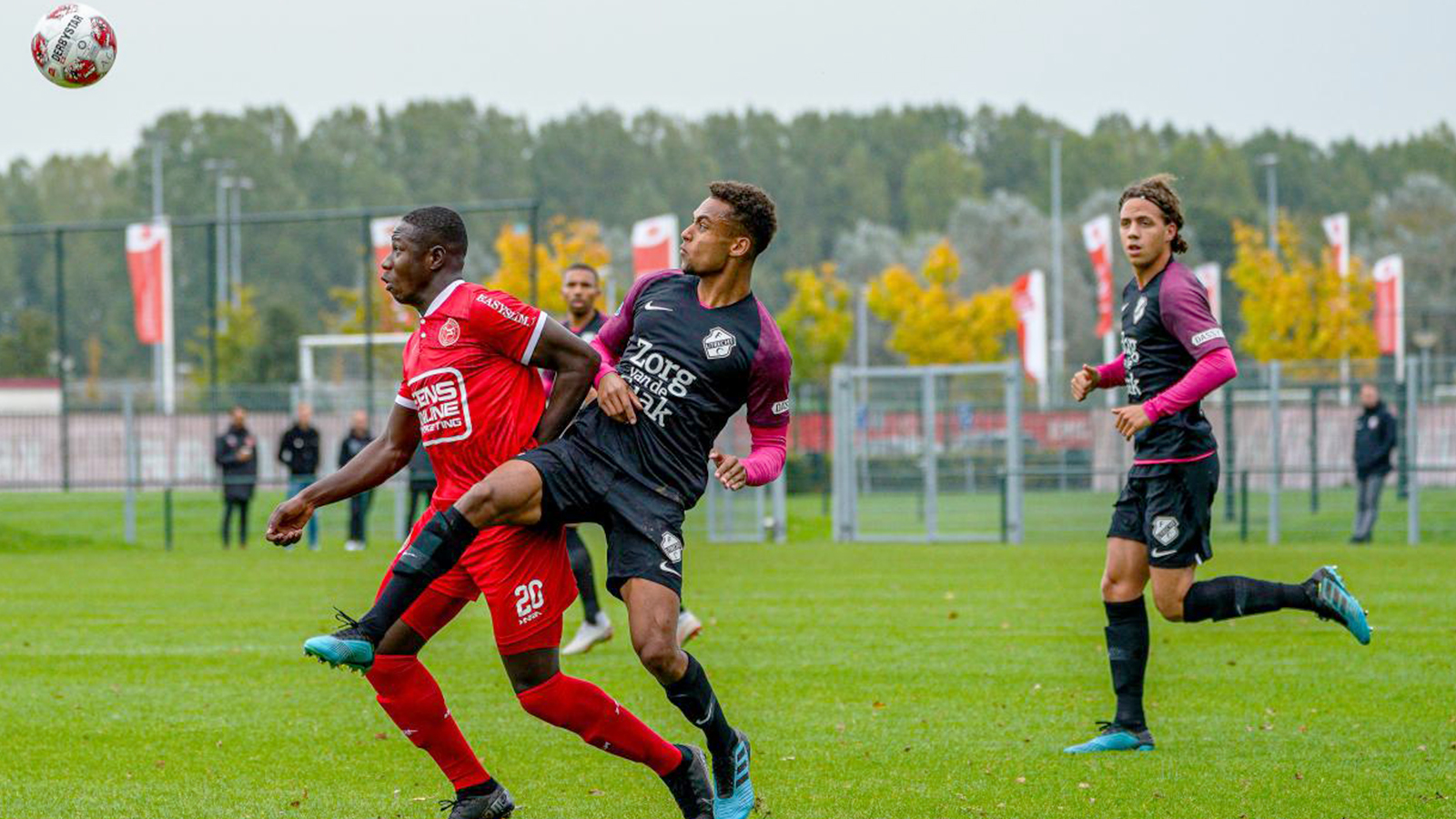 FC Utrecht verliest oefenduel met Almere City FC
