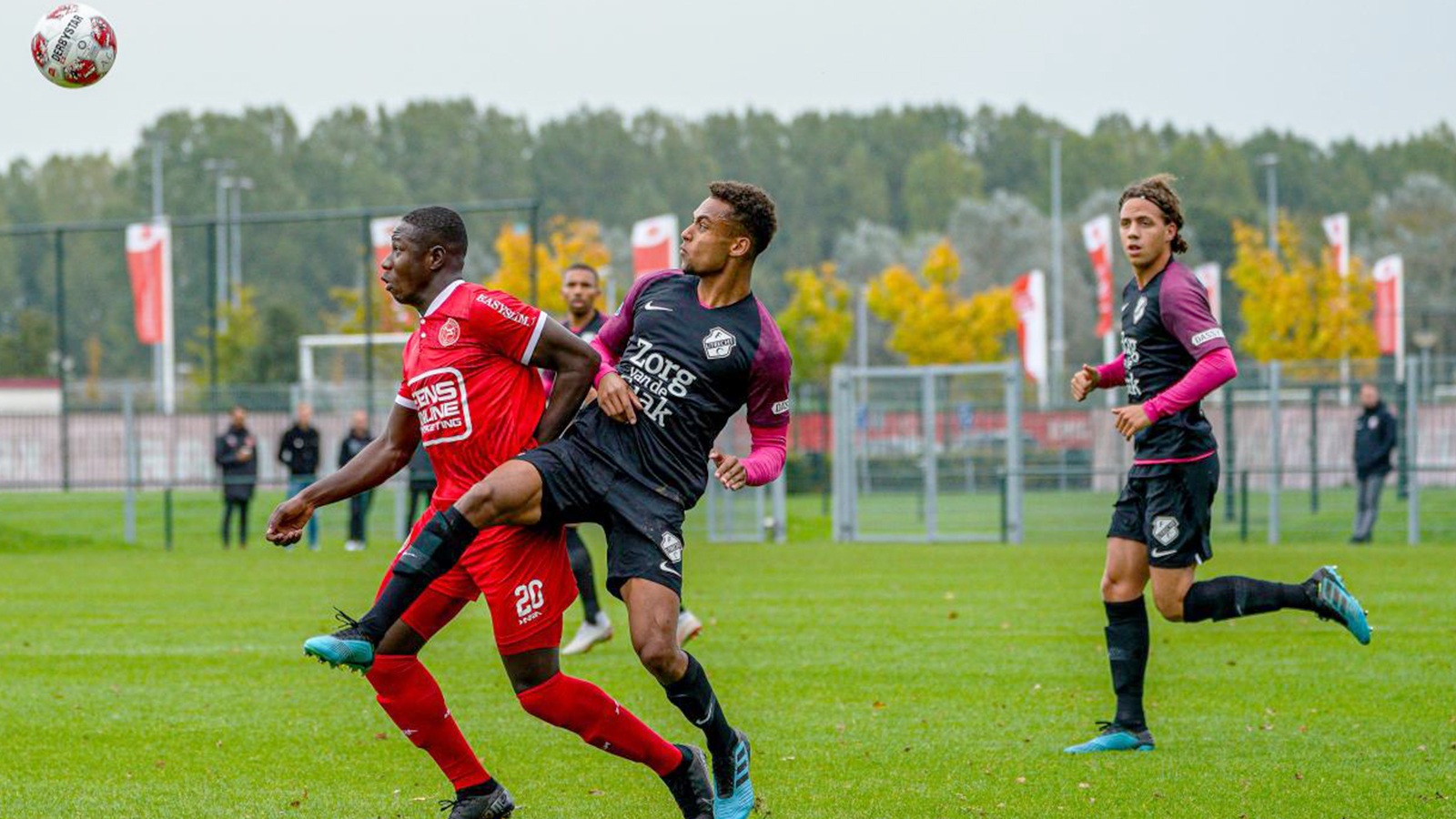 FC Utrecht verliest oefenduel met Almere City FC