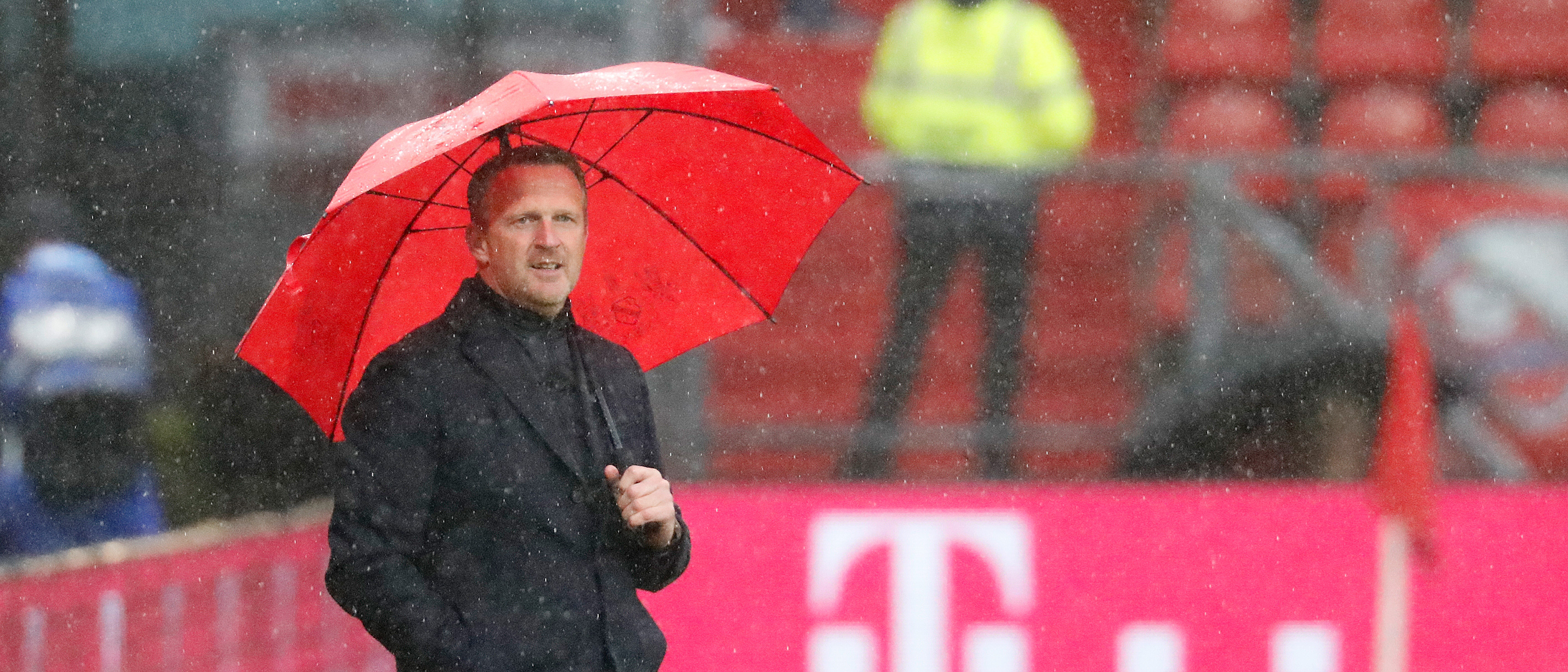 Van den Brom: 'Genoten van het elftal'