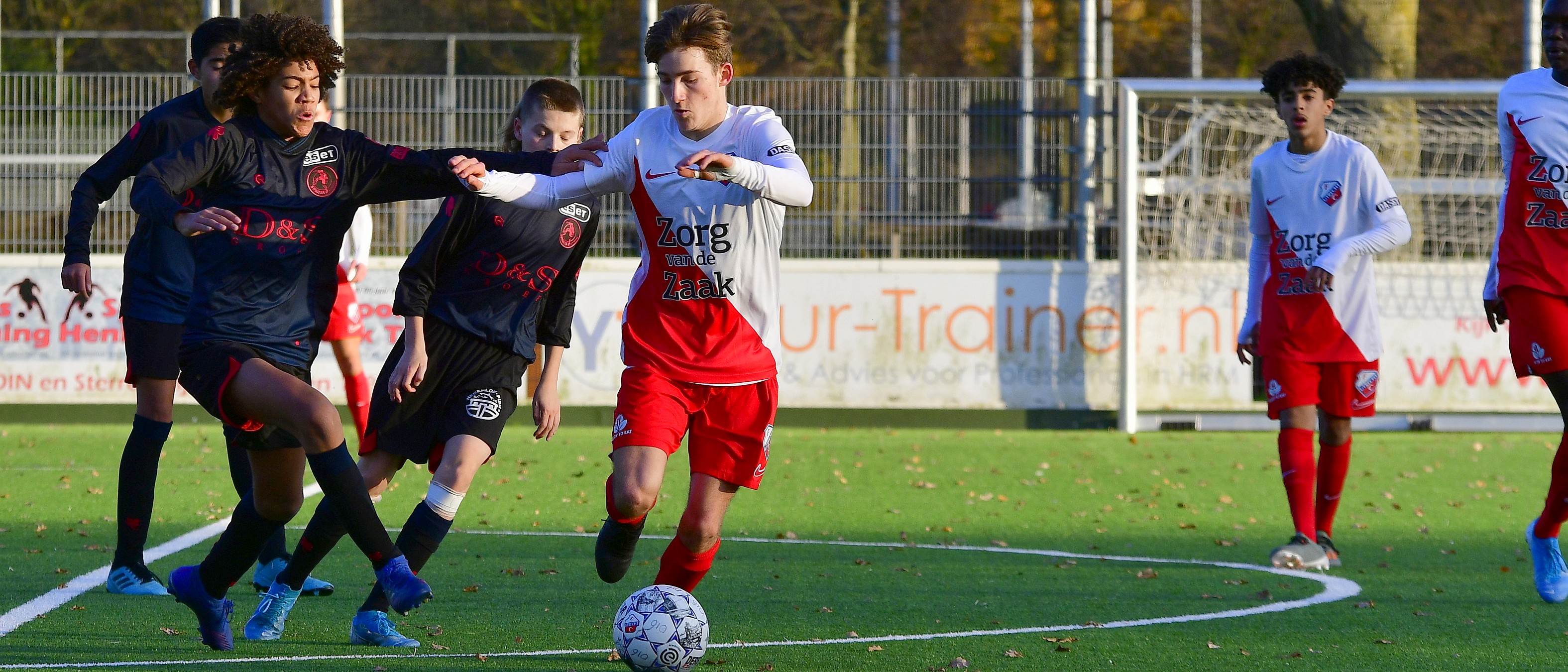 Ruime zege FC Utrecht O16 zorgt voor plaatsing kampioenscompetitie