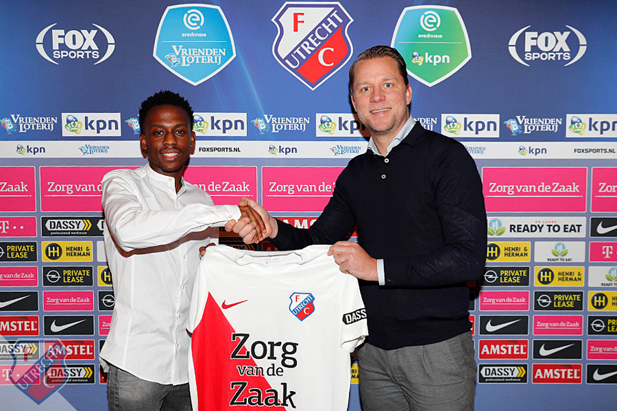 Van der Kust tekent eerste profcontract