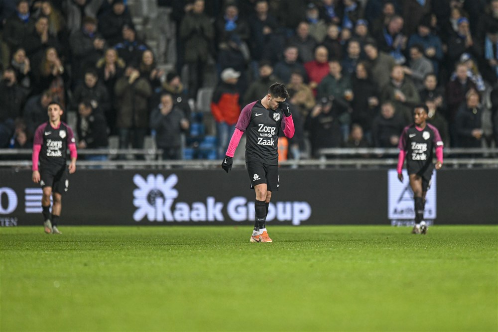 Strijdende beloftenploeg in slottellen onderuit