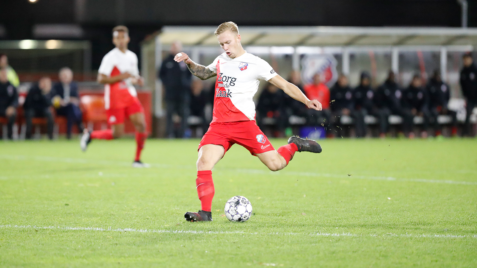 Junior van der Velden vervolgt loopbaan bij FC Den Bosch