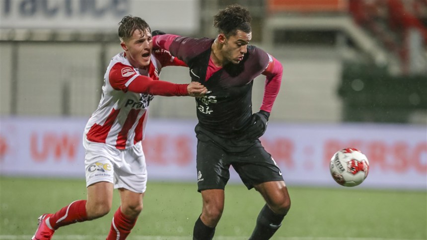 HIGHLIGHTS | Jong FC&nbsp;Utrecht lijdt ZURE nederlaag tegen TOP Oss 