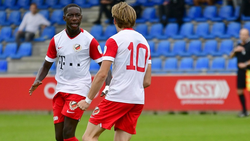 HIGHLIGHTS | Vliegende competitiestart FC Utrecht O18!