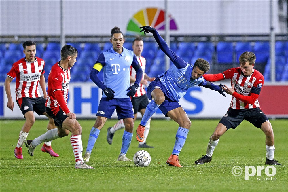 Jong FC Utrecht oogst een punt op De Herdgang