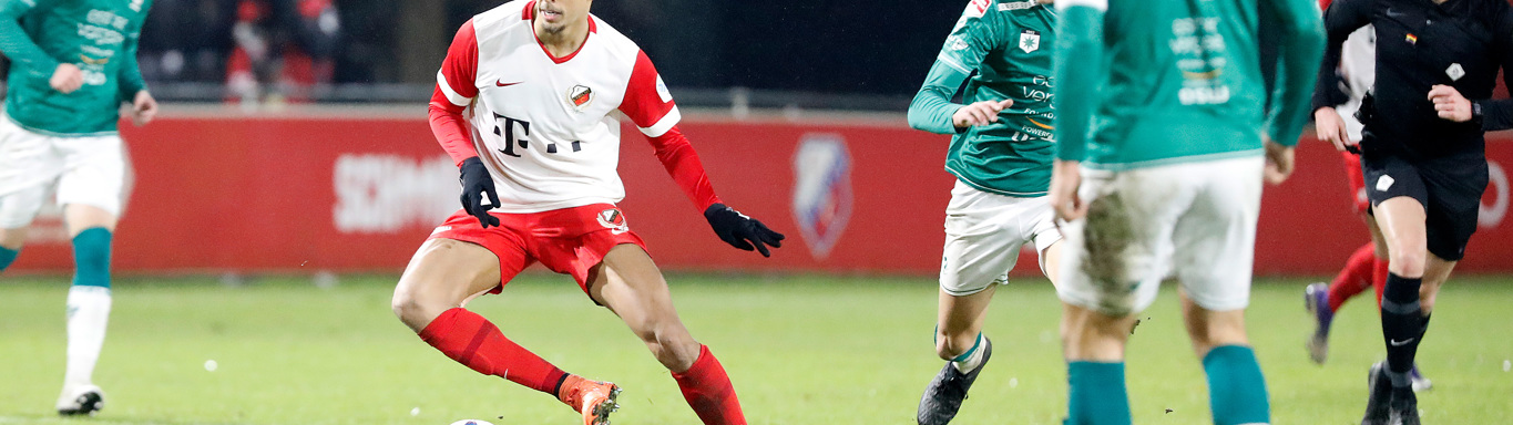 Viborg FF licht optie tot koop in huurcontract Lonwijk