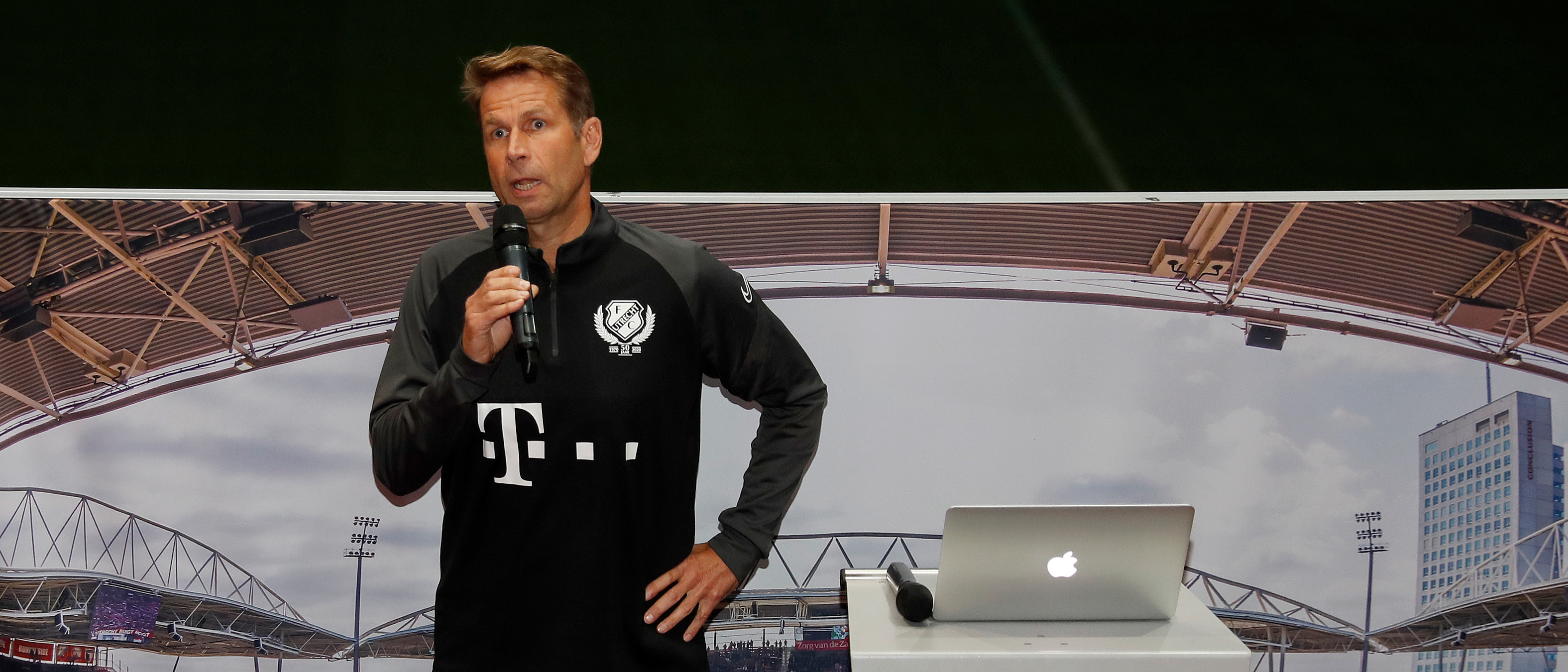 Jan van Loon blijft bij FC Utrecht