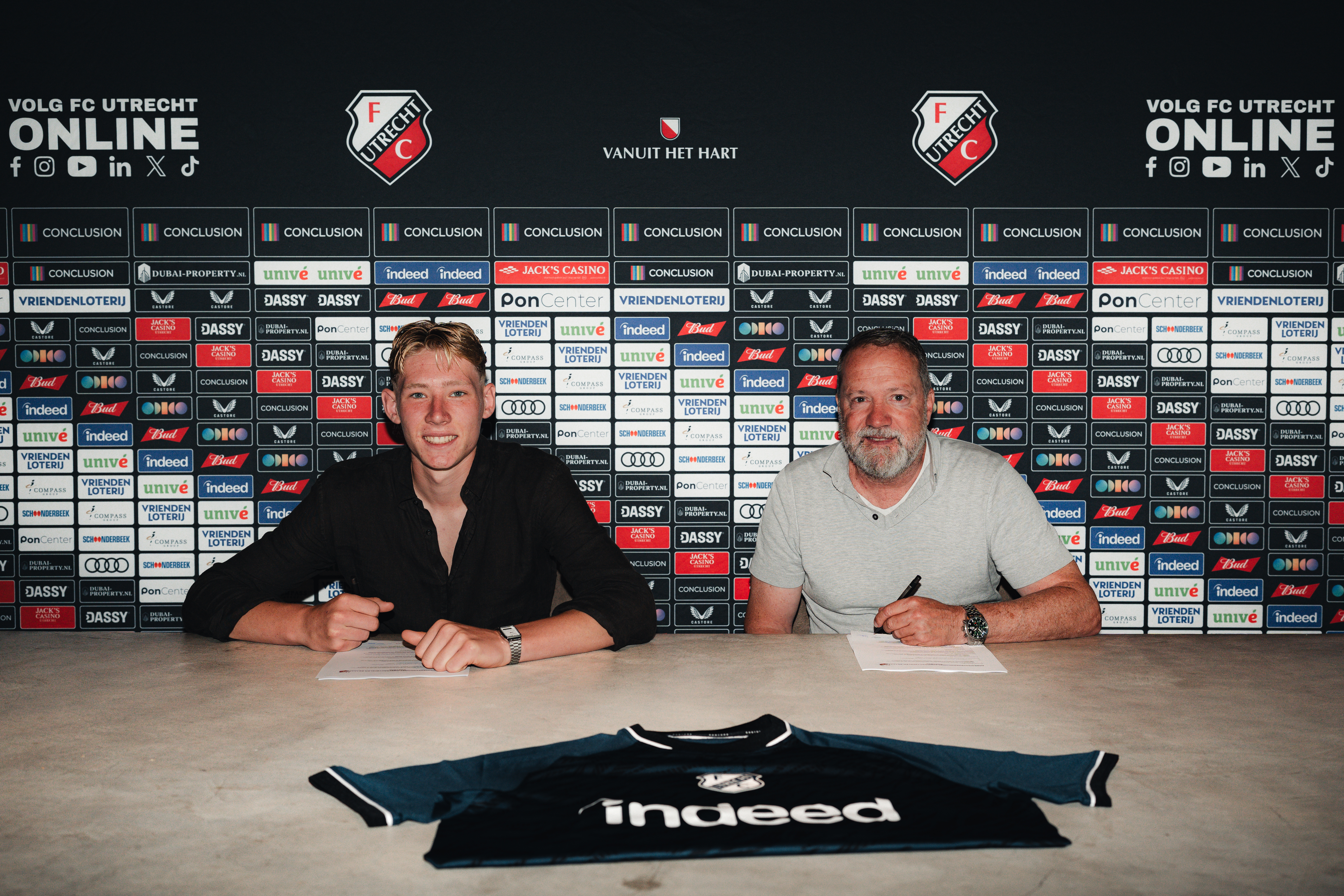 Tom Wellerdieck tekent eerste profcontract