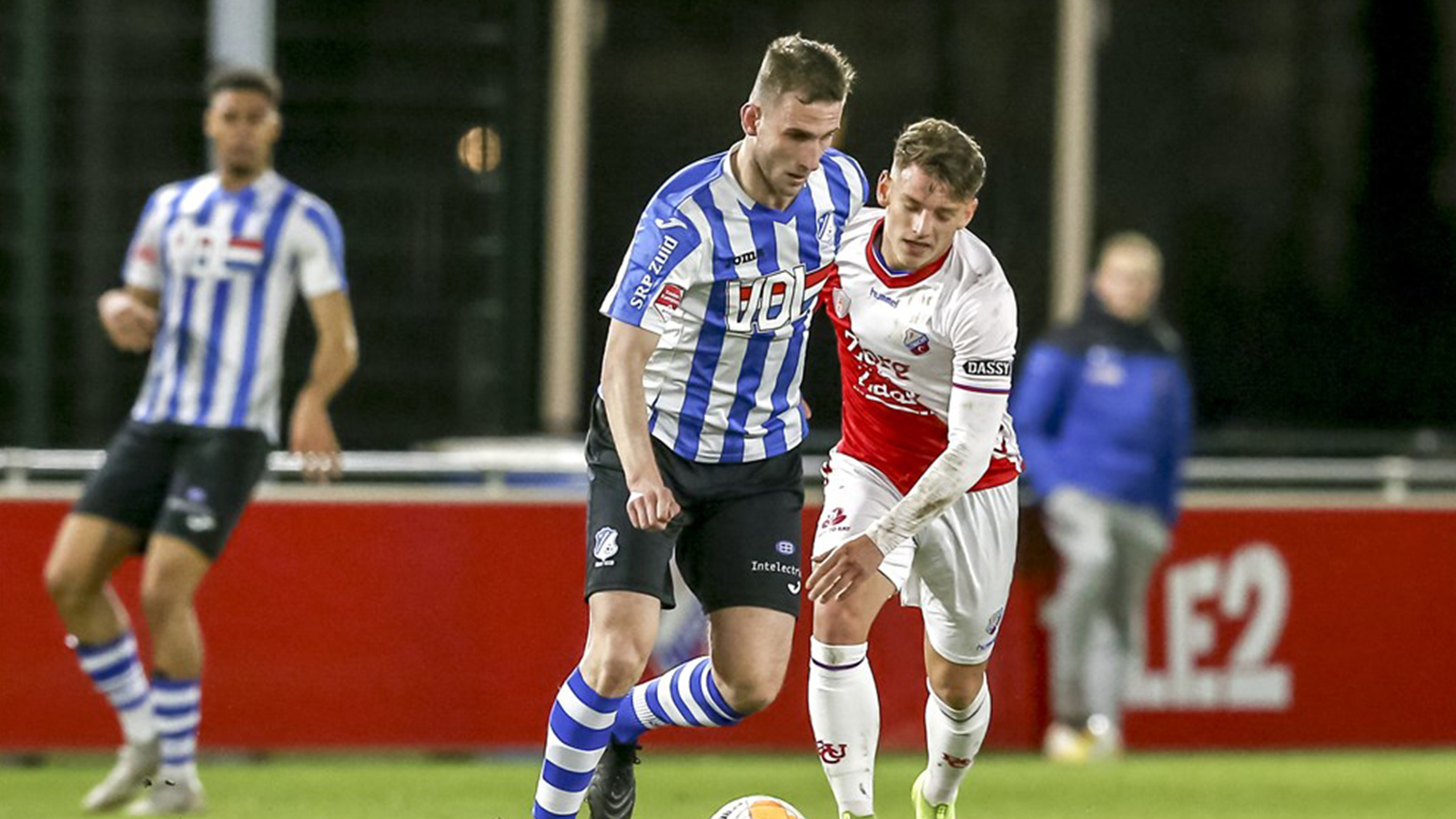 Jong FC Utrecht verliest doelpuntrijk duel