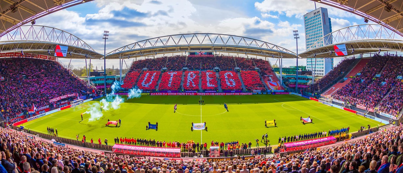 Seizoenkaartverkoop Direct Records Gebroken