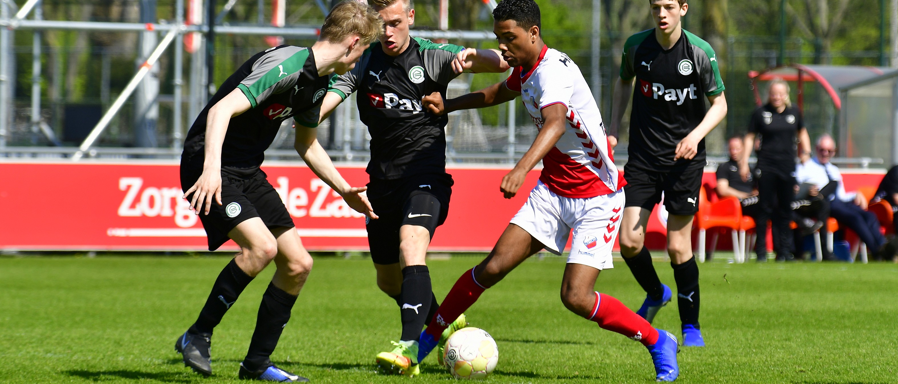 FC Utrecht O17 stelt teleur