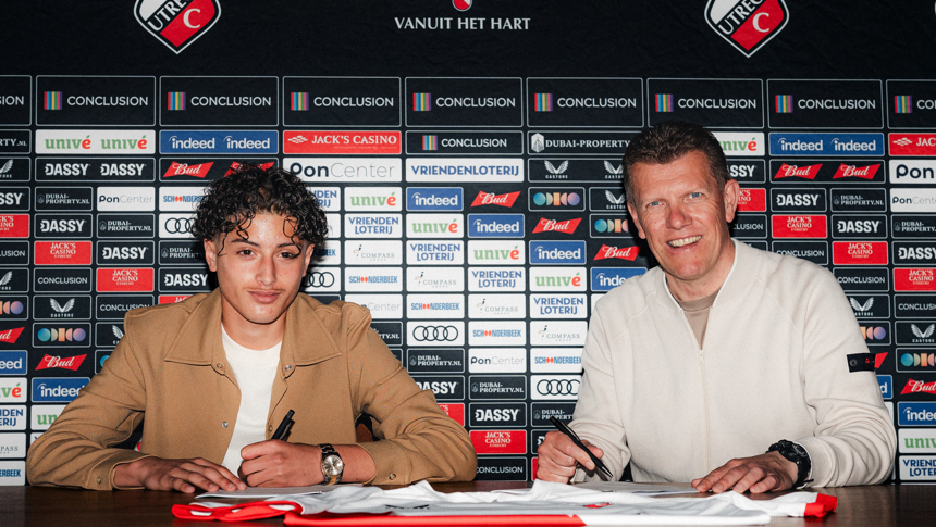 Dani Bouchta tekent eerste profcontract bij FC Utrecht