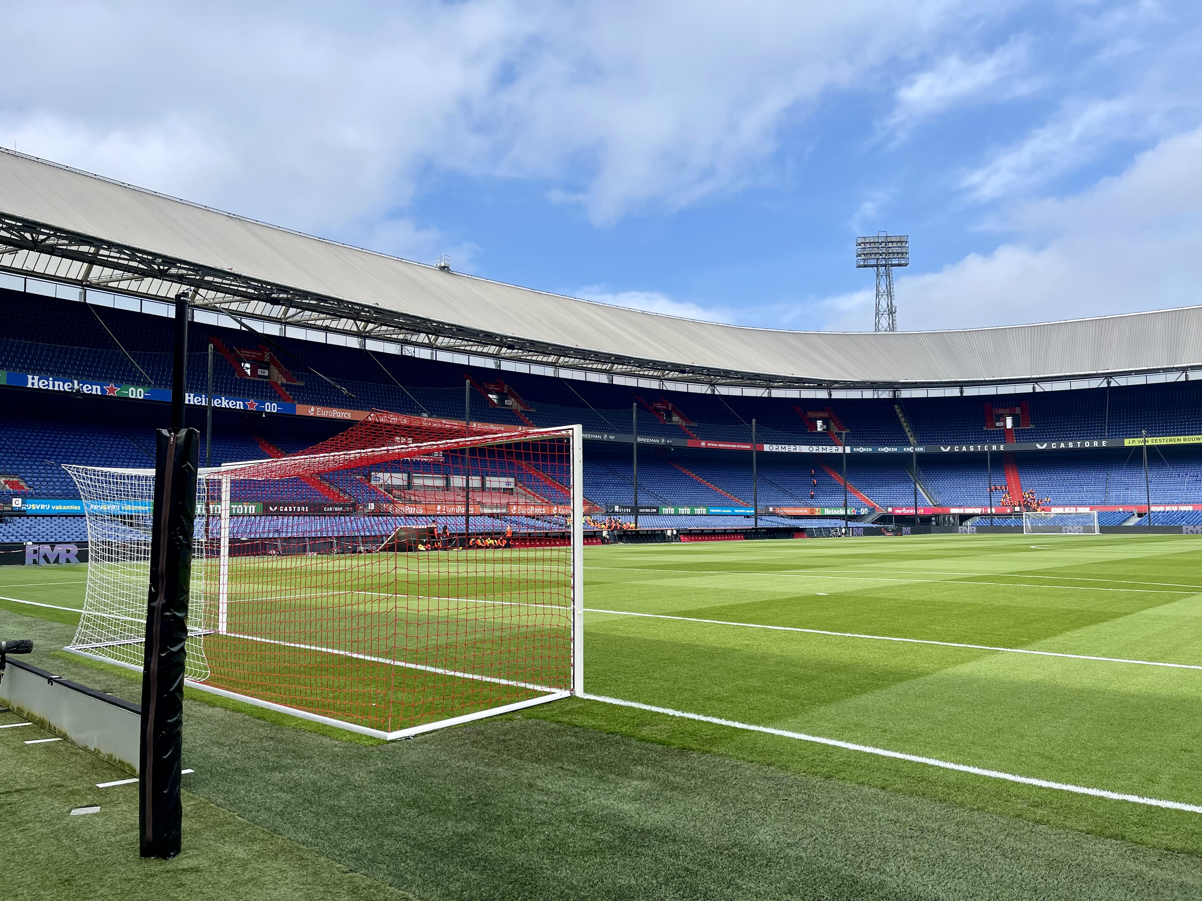 Pre Feyutr Stadion05