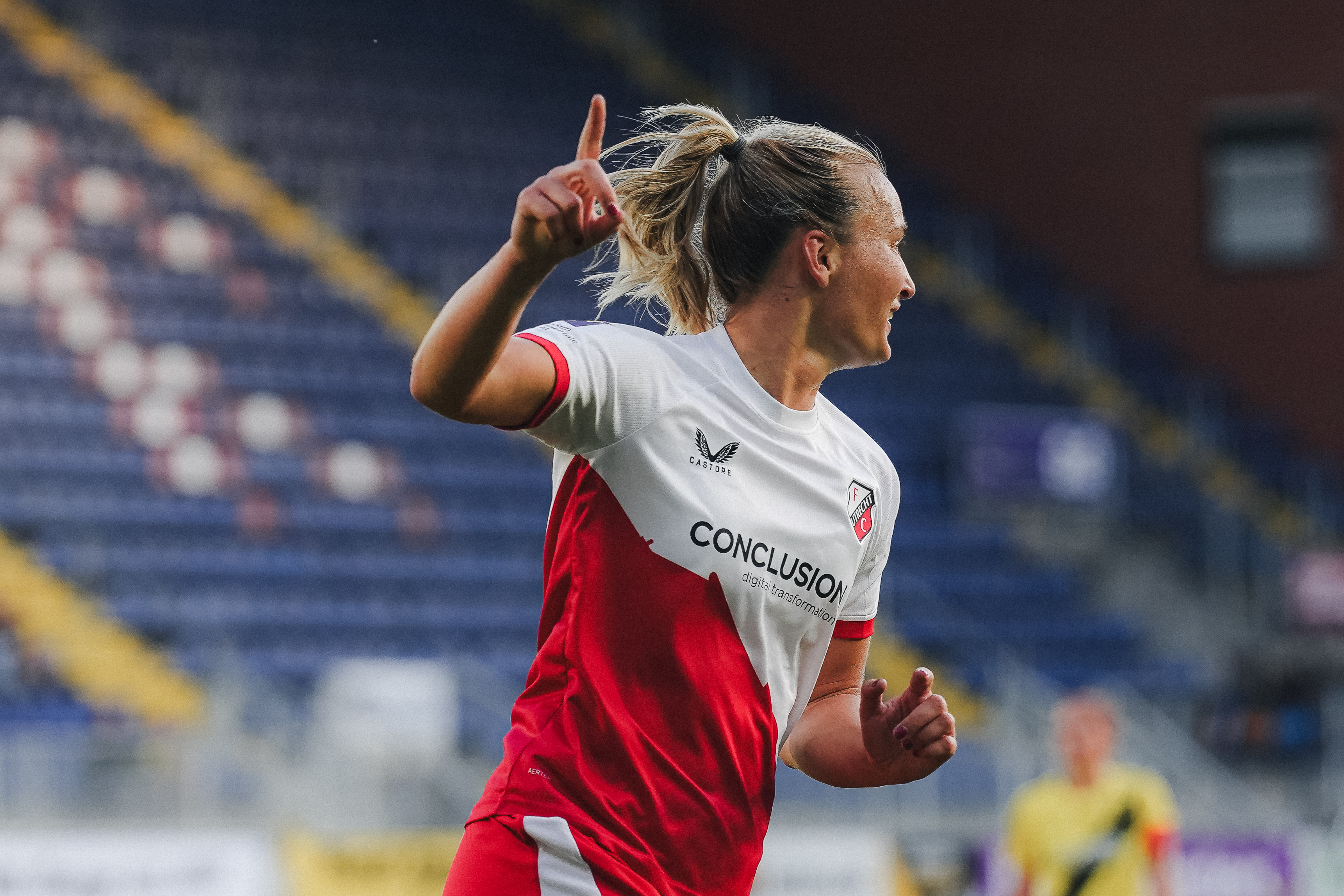 FC Utrecht Vrouwen haalt thuiswedstrijd in tegen Excelsior