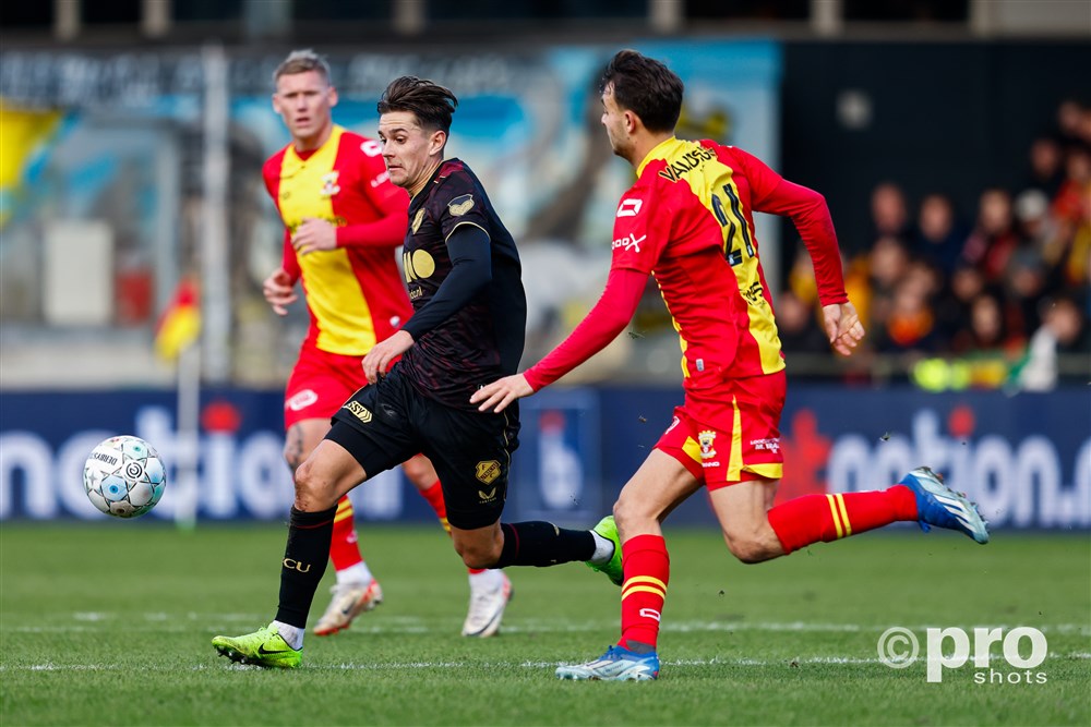 Copyright Proshots 23471097