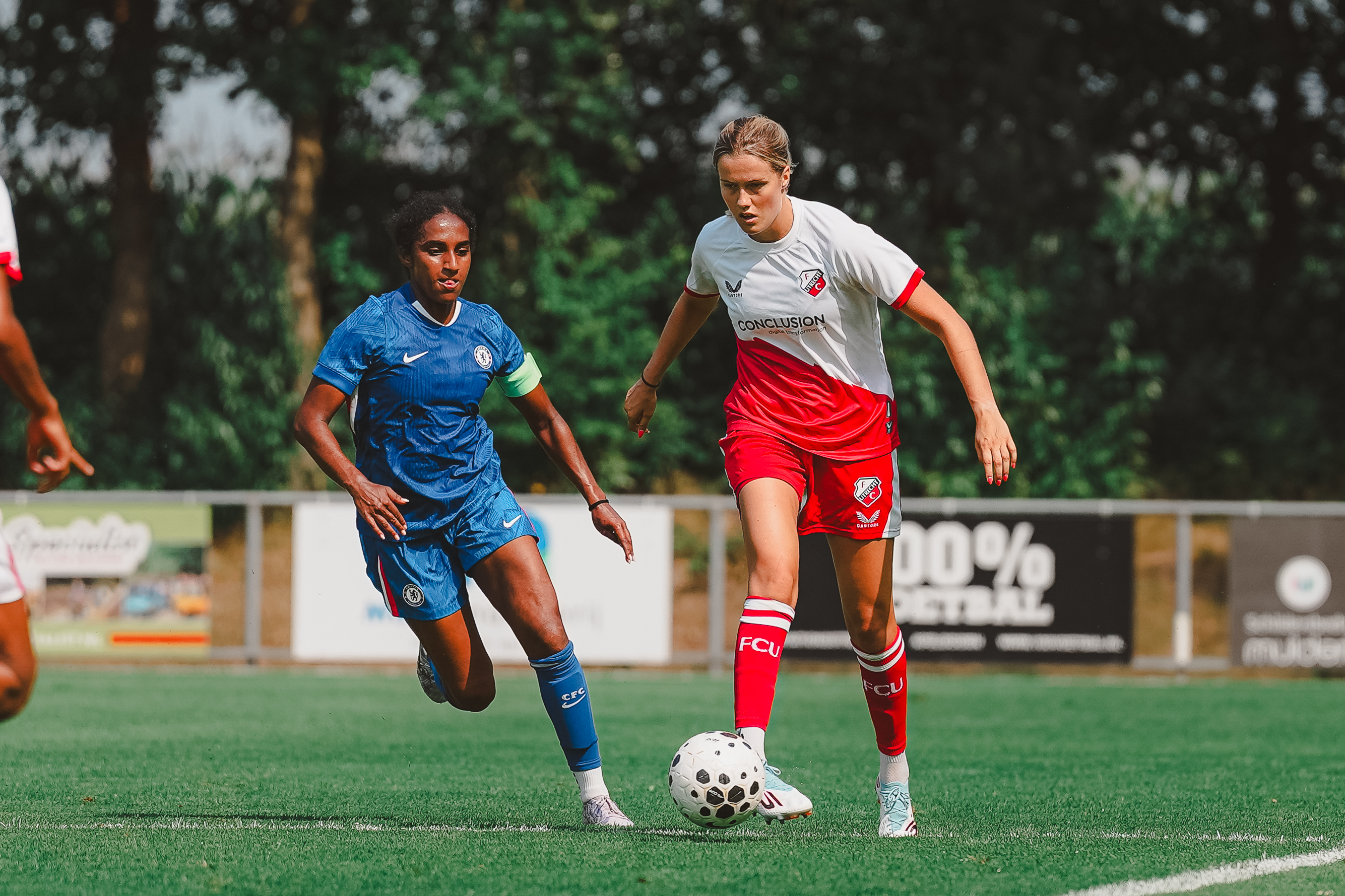 FC Utrecht Vrouwen trapt seizoen af in Zwolle