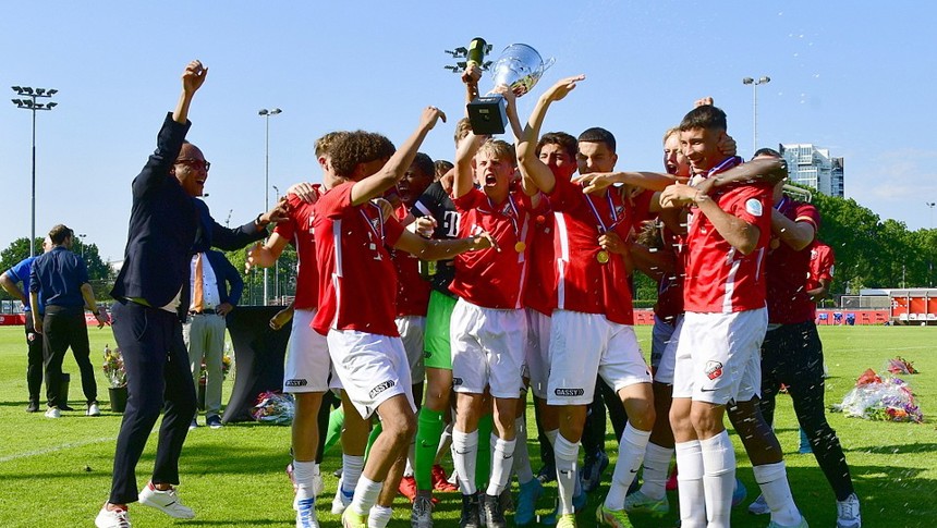 HIGHLIGHTS | FC Utrecht O17 - Ajax O17