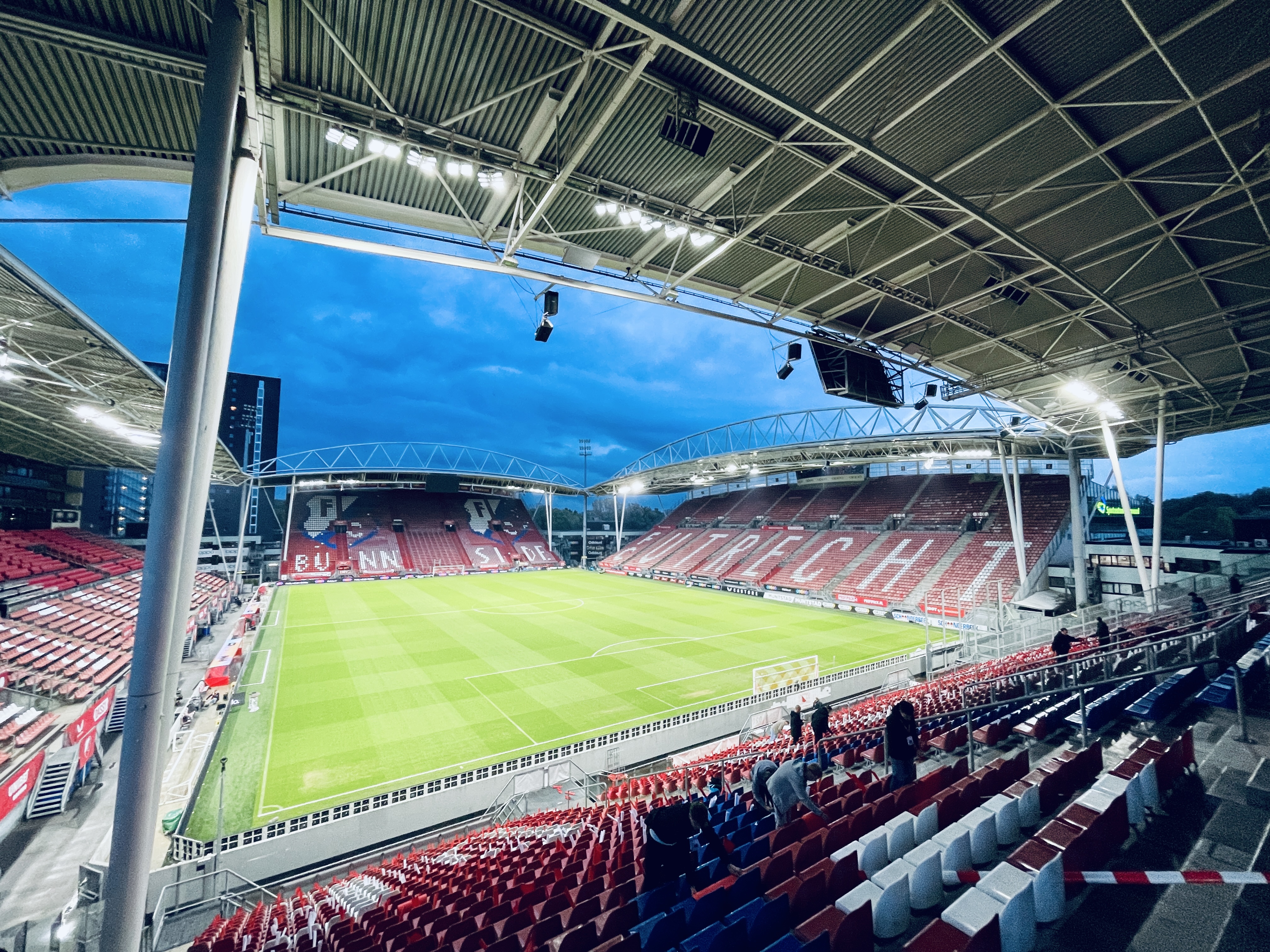 Pre Utraja Stadion03