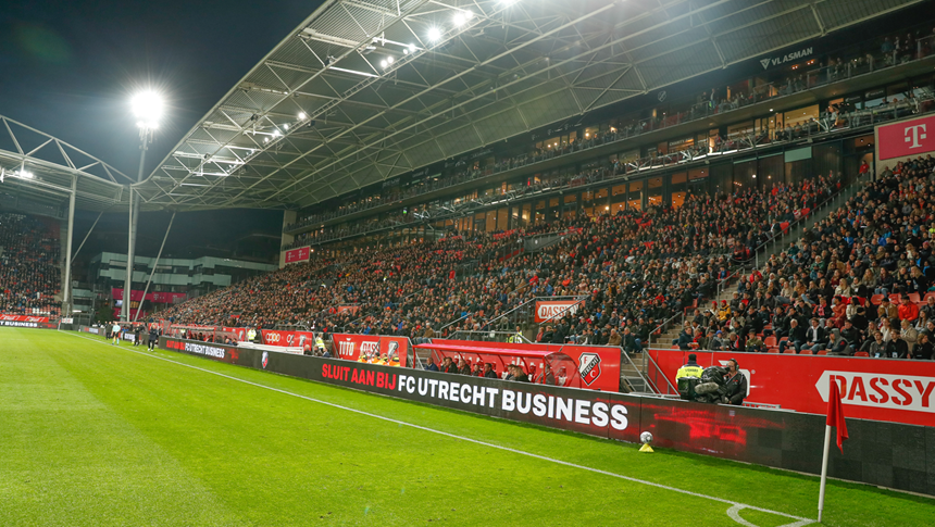 Bekijk de halve seizoenkaart FC Utrecht Business