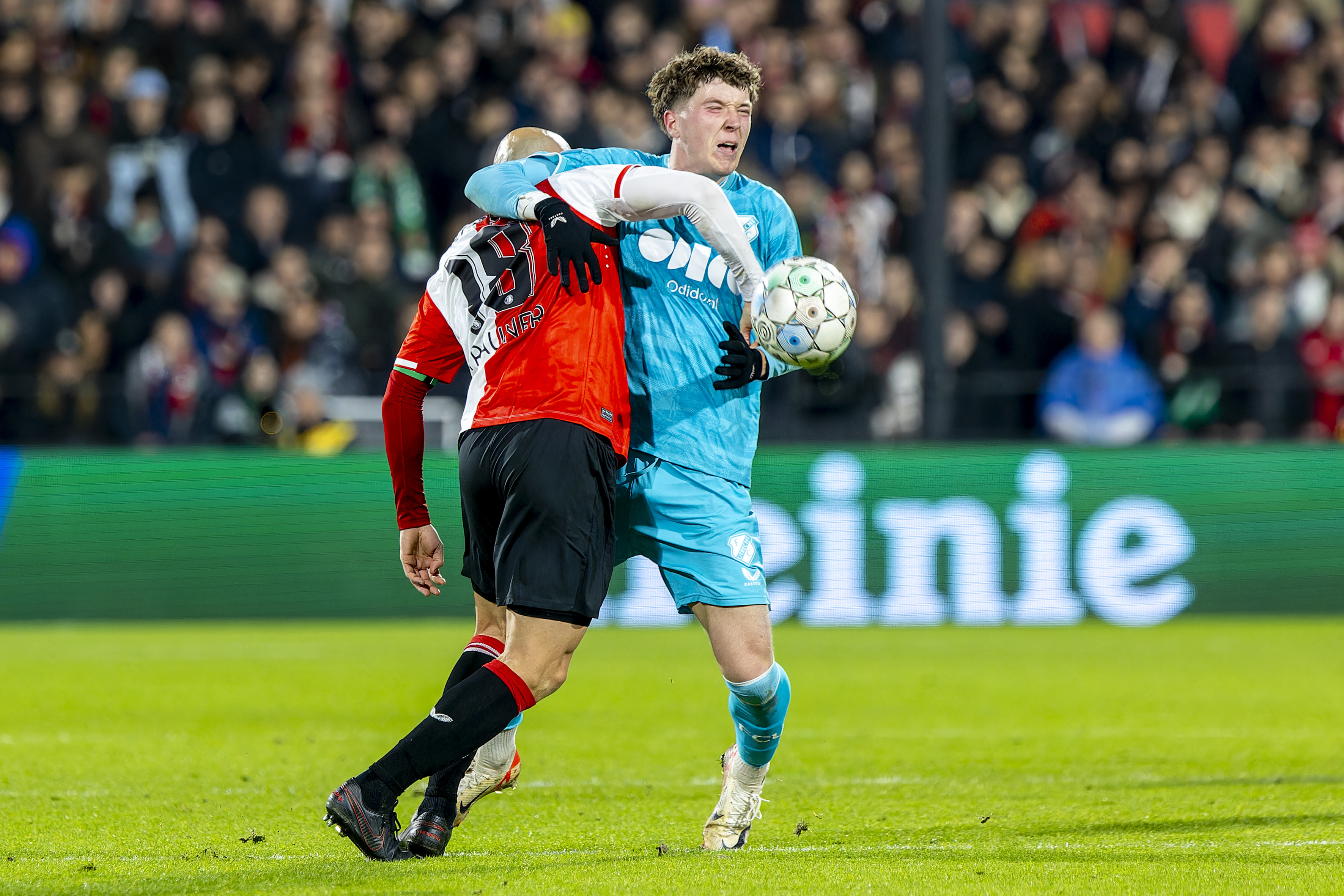 02TB5164 CR3 3396X2264