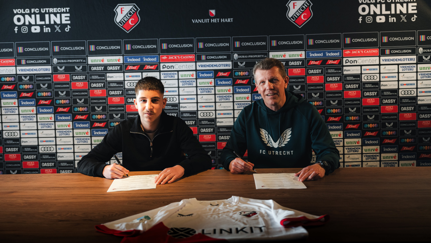 Ahmet Irgi tekent eerste profcontract bij FC Utrecht