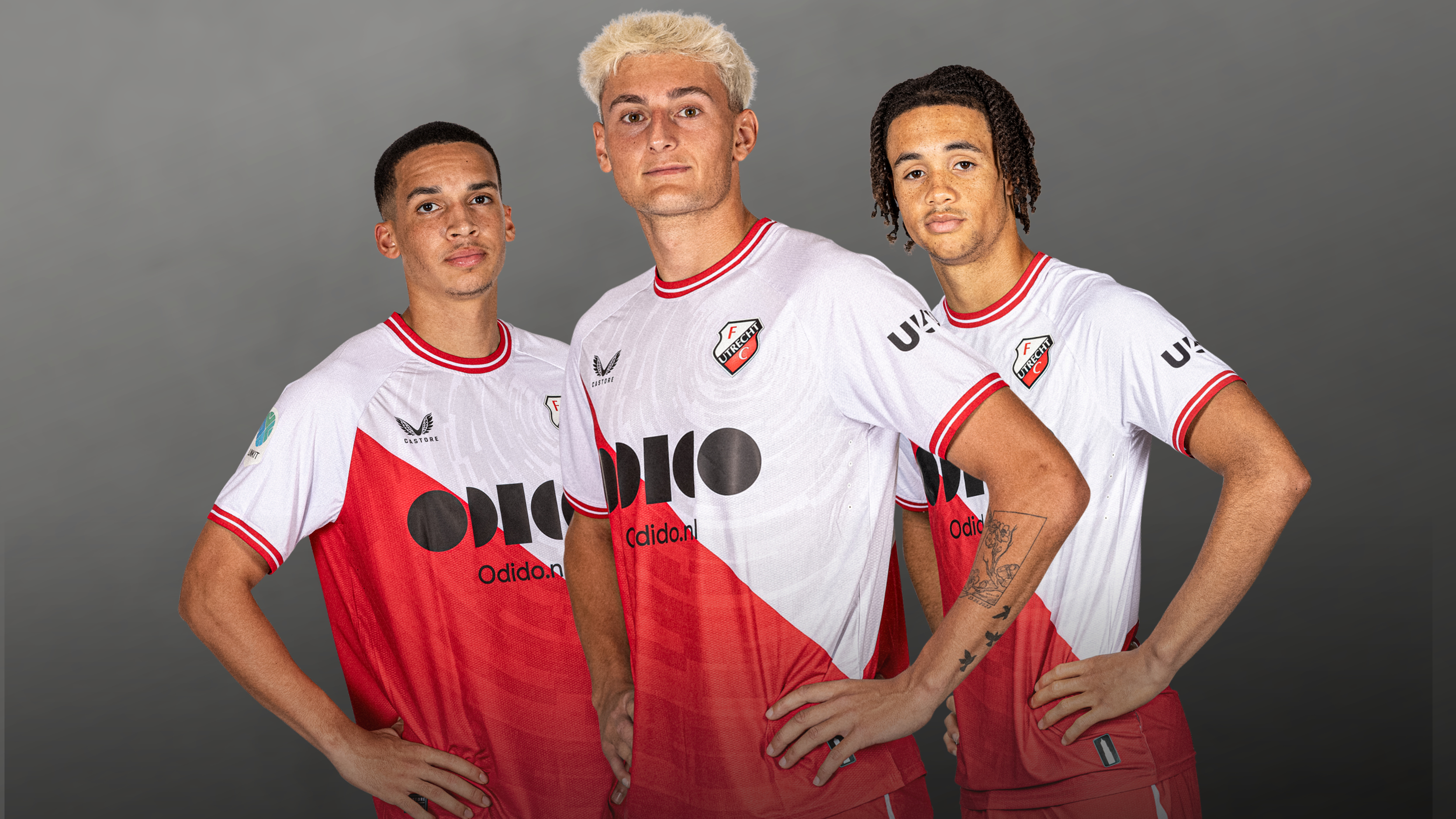 Drie talenten sluiten aan bij eerste elftal