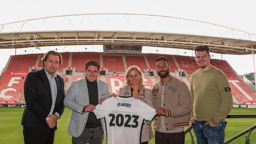 FC Utrecht en Stichting IT4Kids zetten samenwerking voort