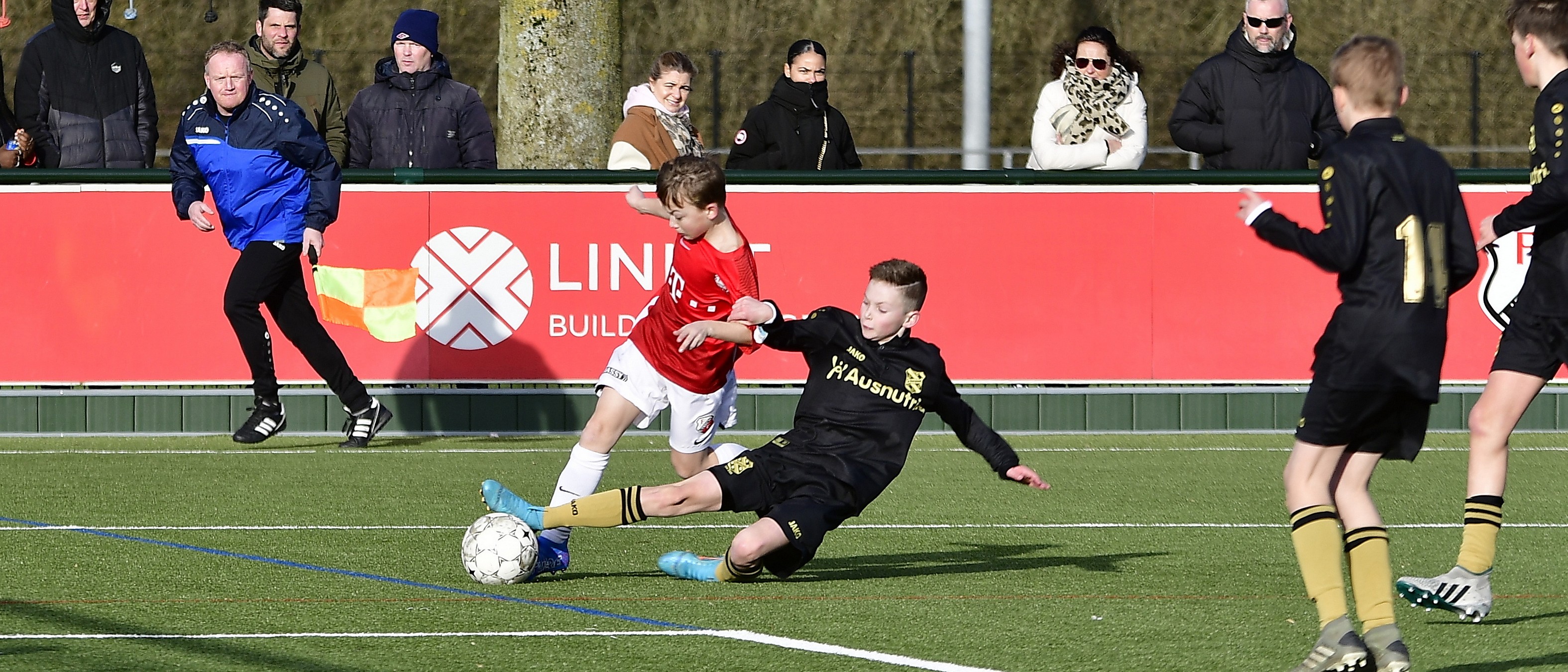 Wedstrijd van de Week: FC Utrecht O13 wint ruim van Heerenveen O13
