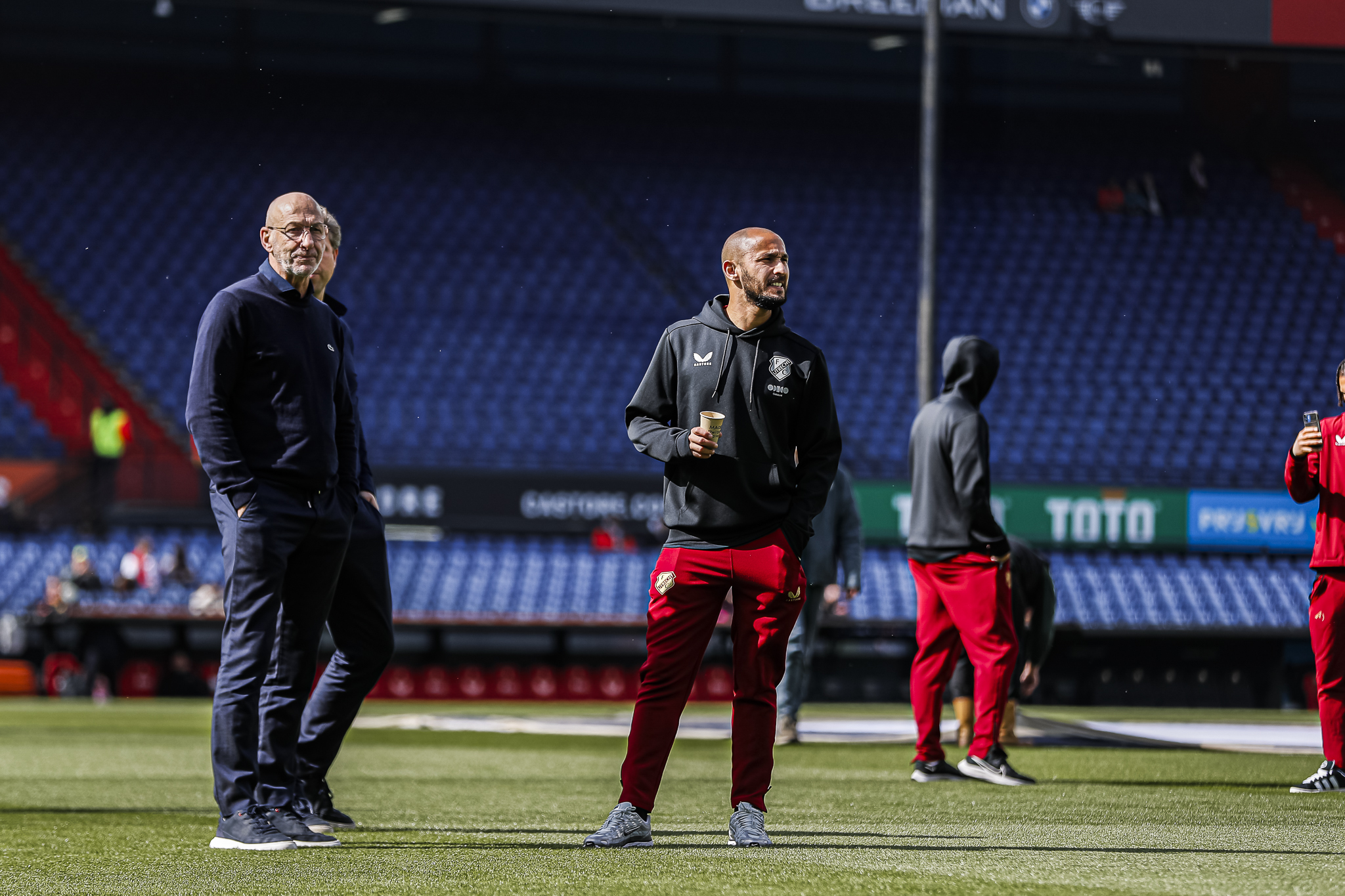 Pre Feyutr Aankomstsite02