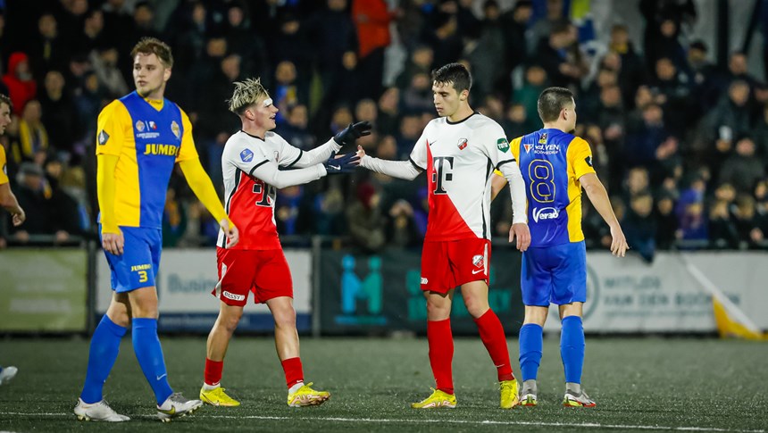 FC Utrecht klopt Blauw Geel'38 en bekert door