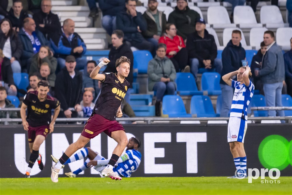 Copyright Proshots 25130139