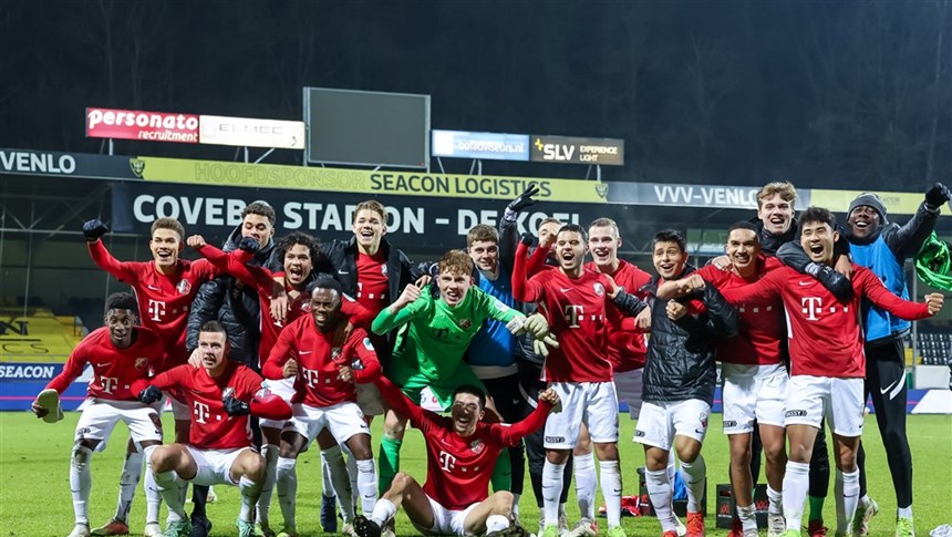 Jong FC Utrecht boekt historische overwinning