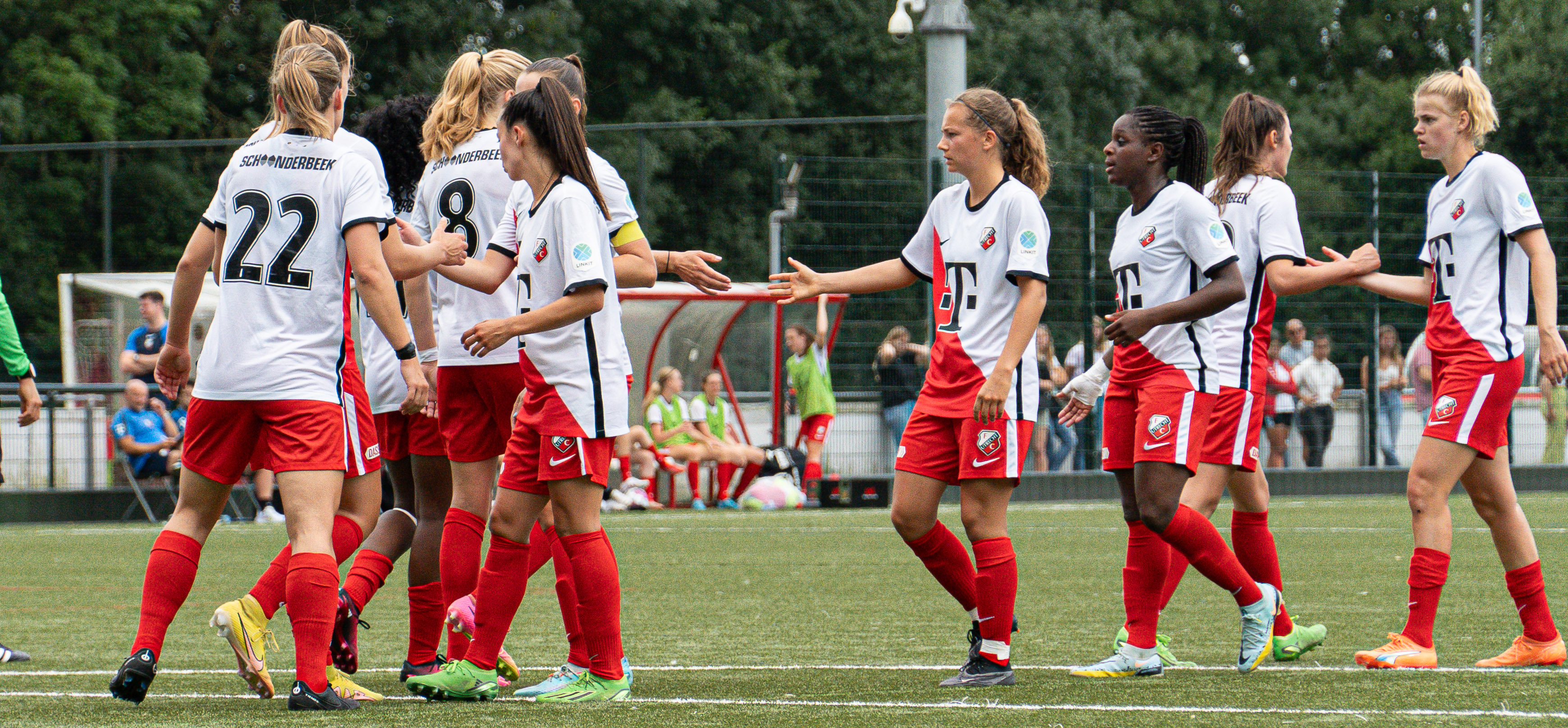FC Utrecht Vrouwen spart nog vijf keer voor competitiestart