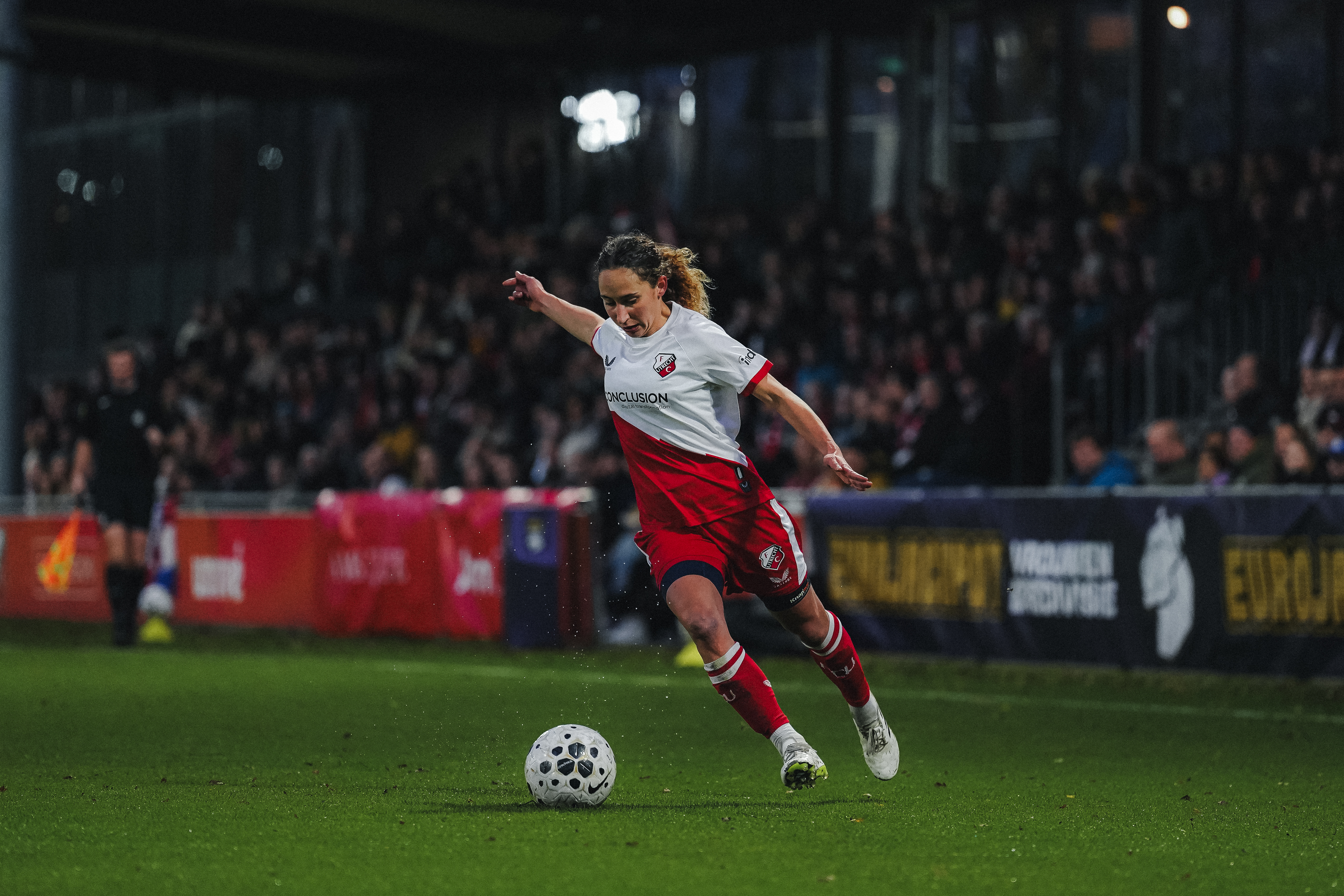 Bekerduel voor FC Utrecht Vrouwen op Sportcomplex Zoudenbalch