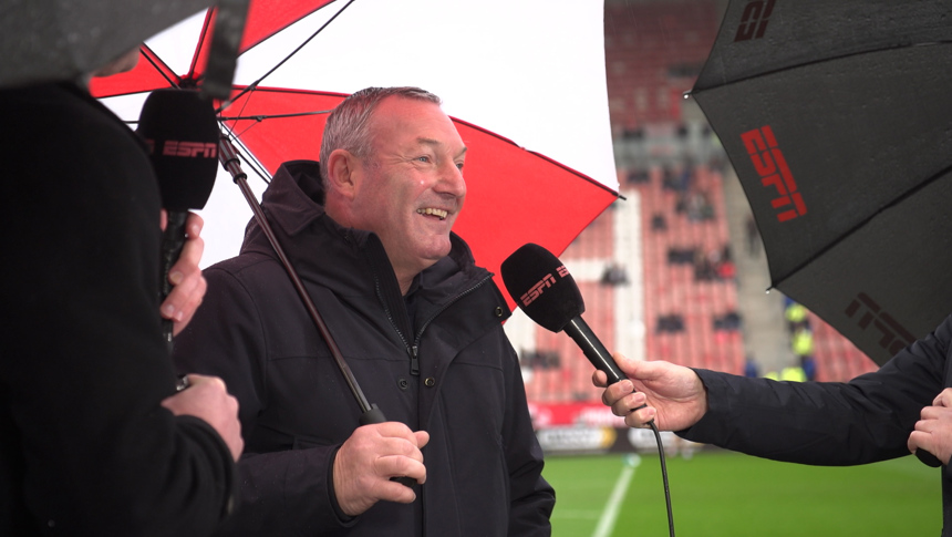 FC Utrecht - FC Twente: All eyes on Ron Jans