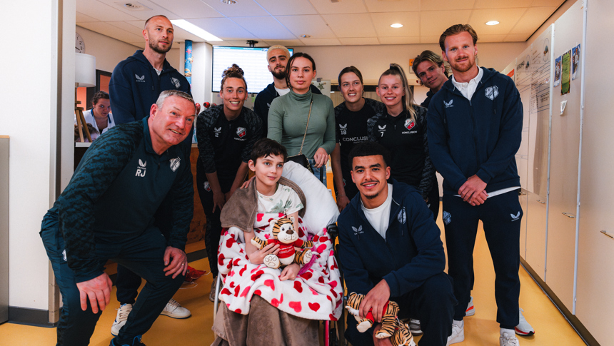 FC Utrecht en Conclusion in actie tijdens Kidsweek