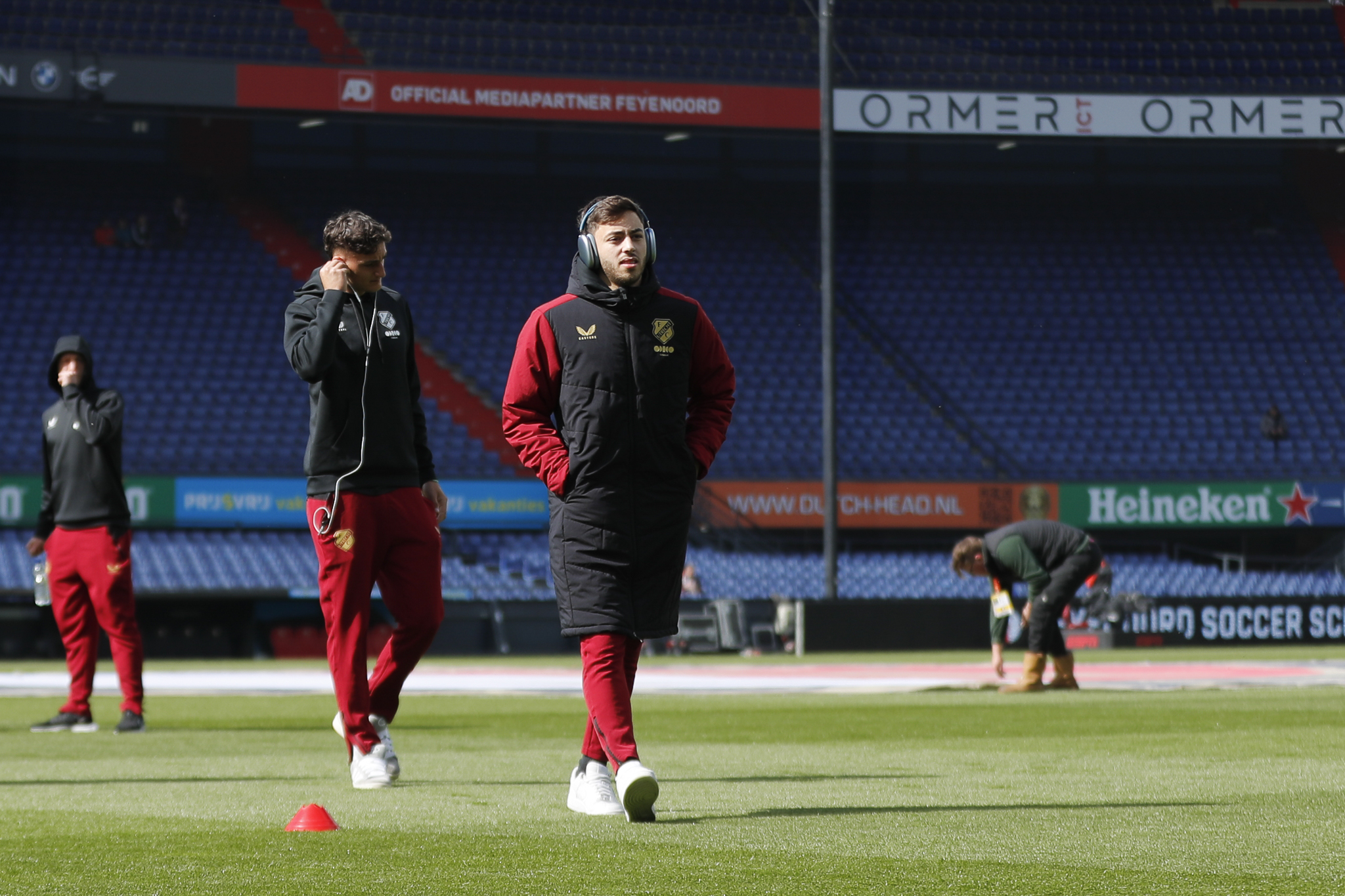 Pre Feyutr Aankomstsite05