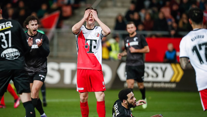 FC Utrecht uitgeschakeld door SV Spakenburg