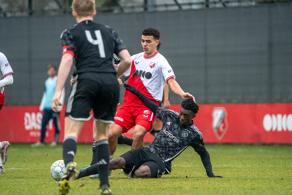 F.C. Utrecht O18 Ajax O18 CMS 25