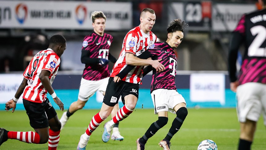 FC Utrecht verovert Het Kasteel