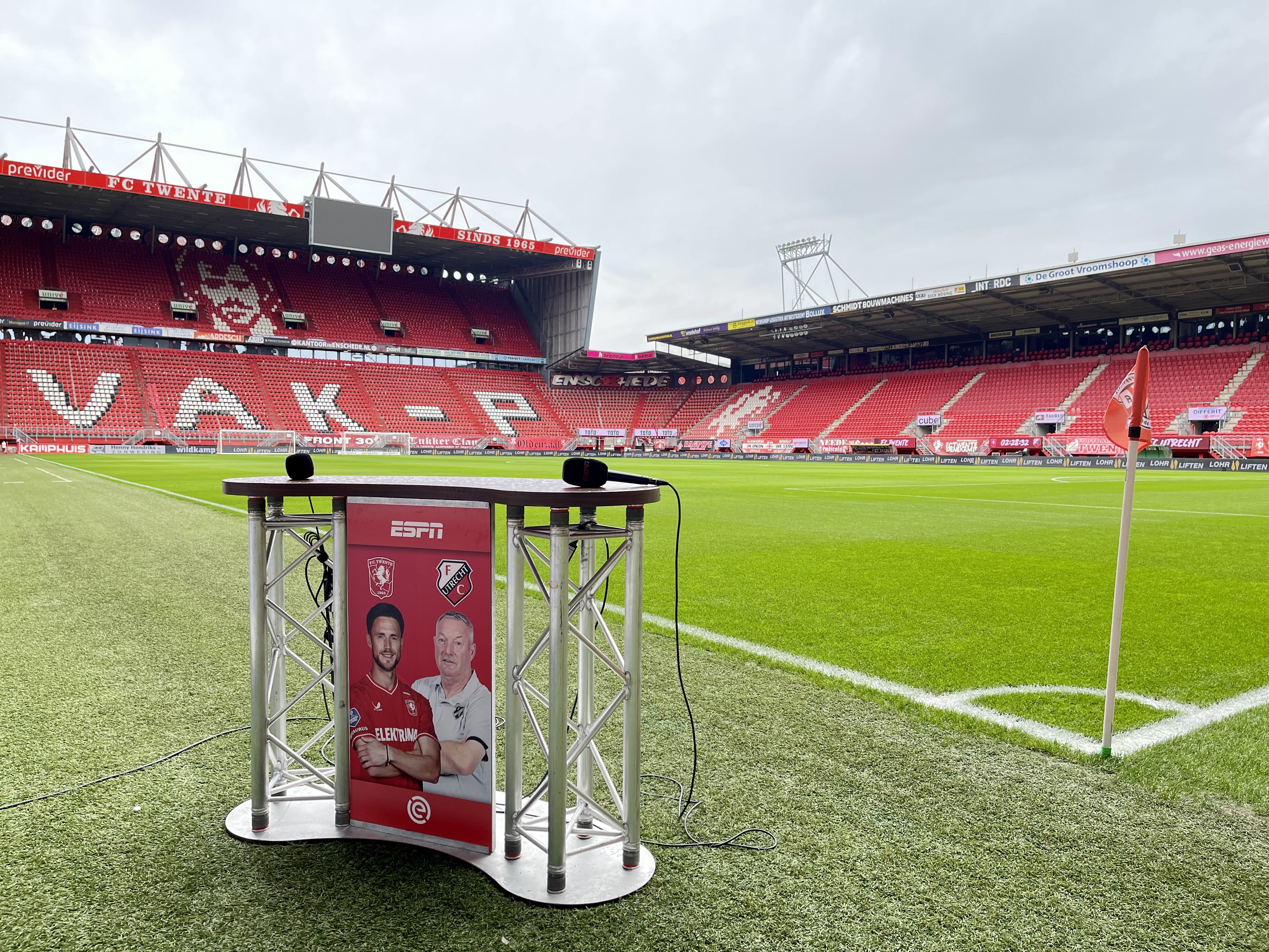 Pre Tweutr Stadion04